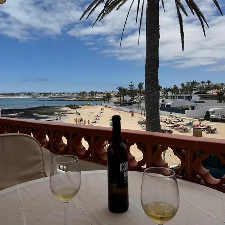 Апартаменты By The Sea At Goleta Коральео